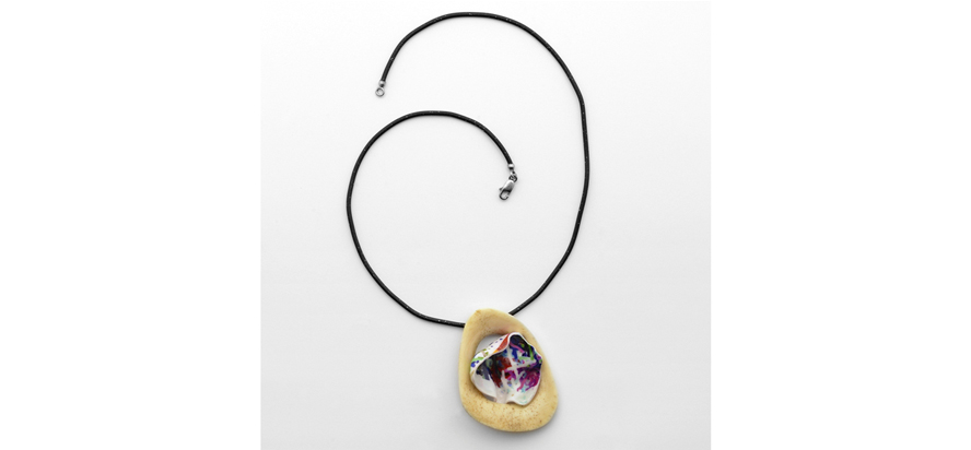 Collier 2